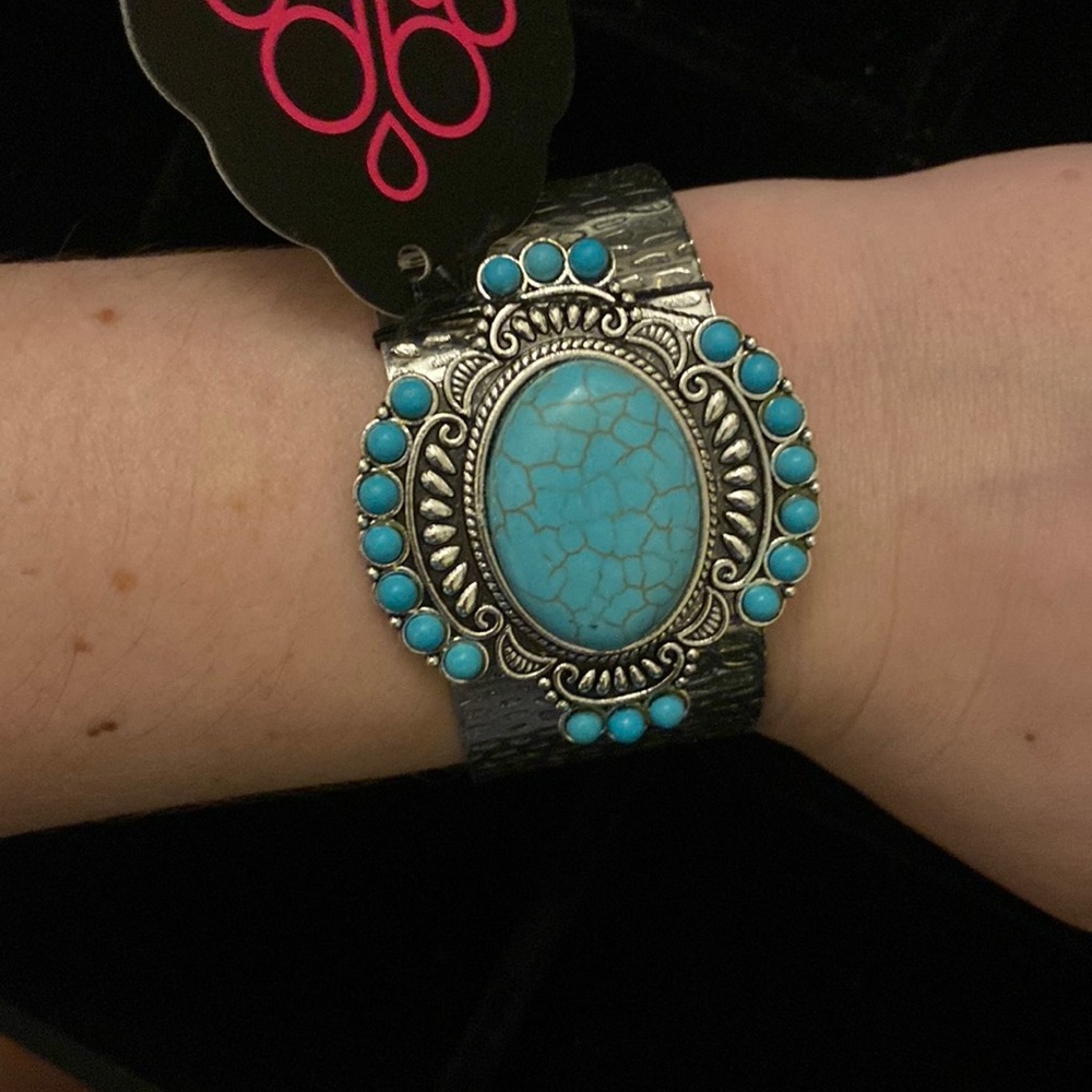 Western turquoise cuff